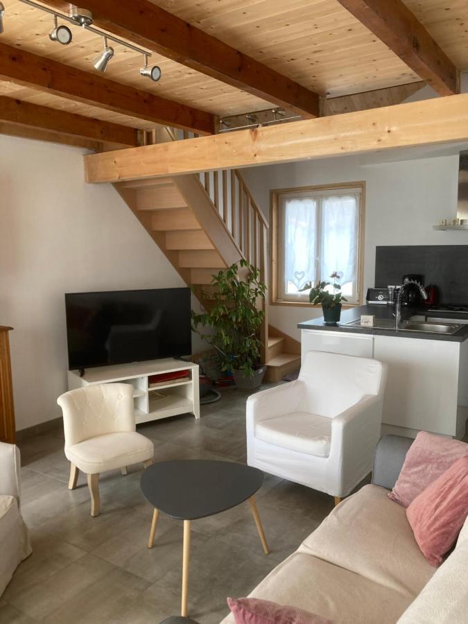 Вилла Chez Leonce L'Epine  Экстерьер фото
